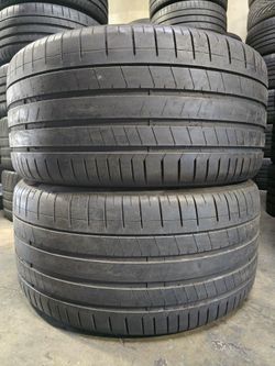 325 30 23 Pirelli Tires