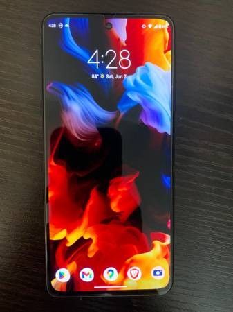 Motorola Edge 5G (2022) - 6GB/128GB GSM Unlocked - Excellent Condition