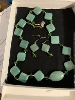 Vintage Necklace N Earrings