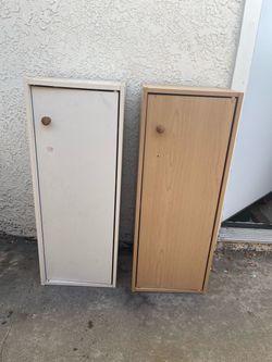 Shelving unit with doors