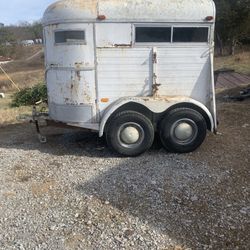 2 Horse Trailer 