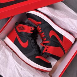 Jordan 1 High Satin Bred Size 10 Men’s 