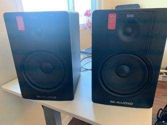 M-audio BX8 Studio speakers