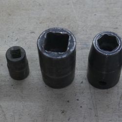 Snap on sockets 3/8 IM120 ;  7/16 IM 140  ; 9/16 IM130  ; 3/8 GTM12 ;  3/8 GTM12 ;  7/32 GTM7 . 