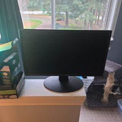 Sceptre Monitor 20"

1600×900 resolution

75 Hz

HDMI + VGA