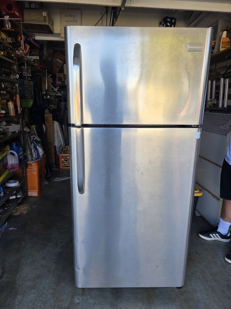 Frigidaire Refrigerator