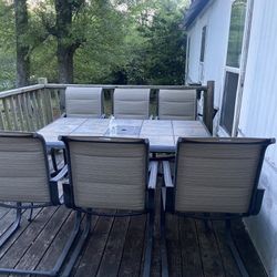 Table & 6 Chairs 