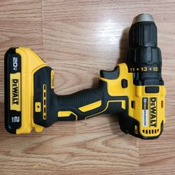 Dewalt DCD777 1/2" Cordless Drill Driver W/battery