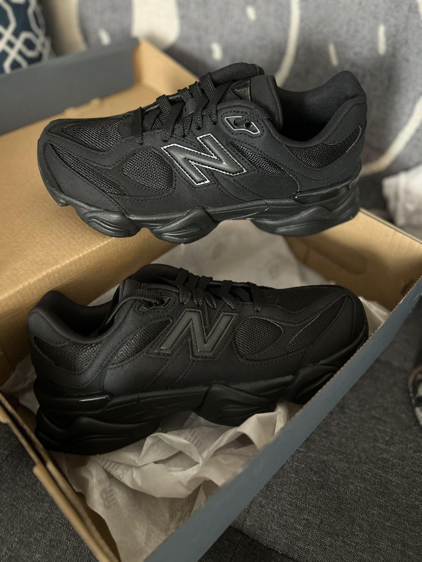 Triple Black New Balance