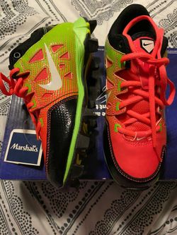 NIKE Soccer shoes
