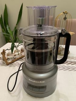 LIKE NEW Kitchen Processor