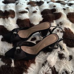 Top Moda Bow Heels 