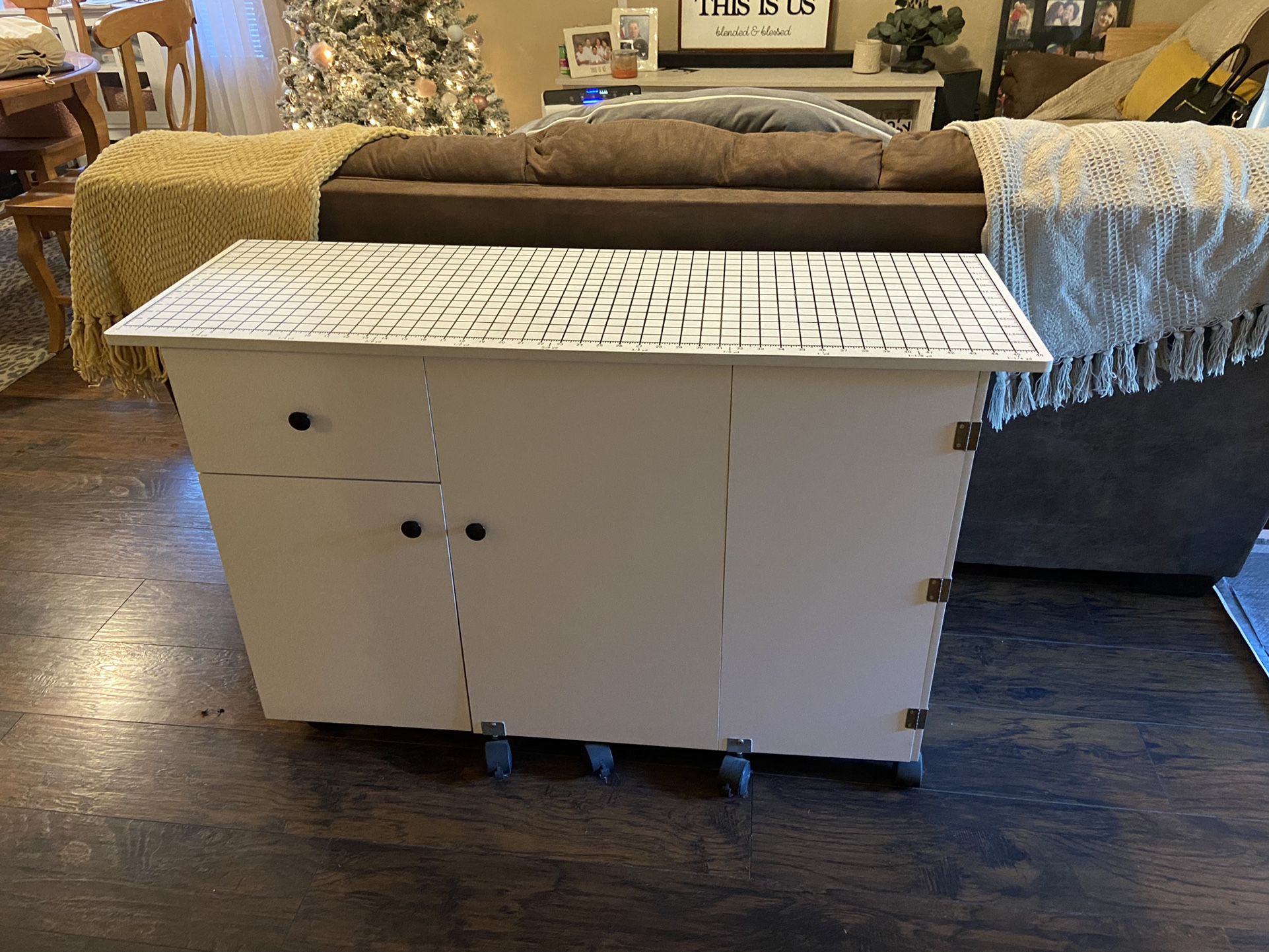 Craft/sewing Table 