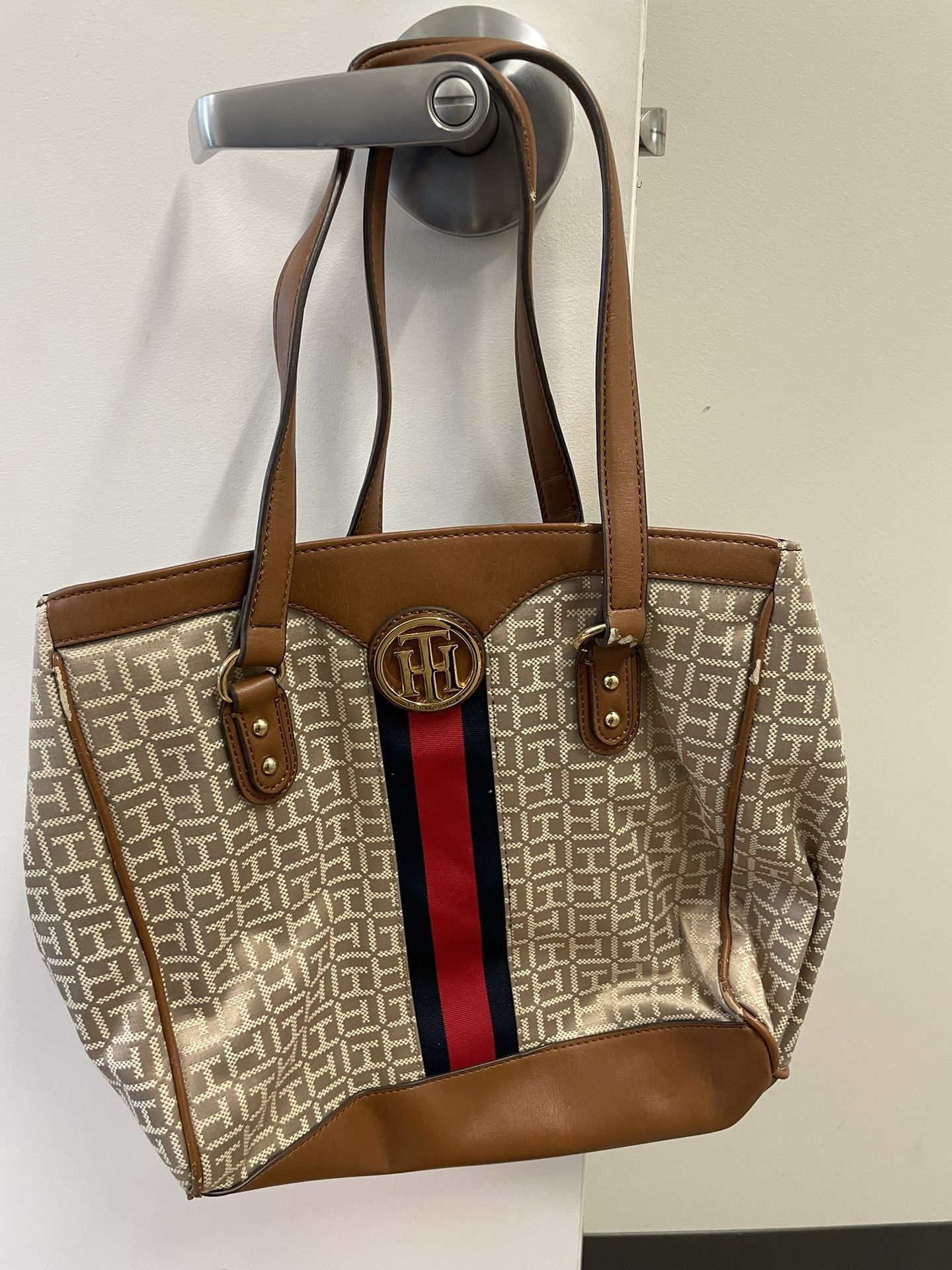 Tommy Hilfiger Tote