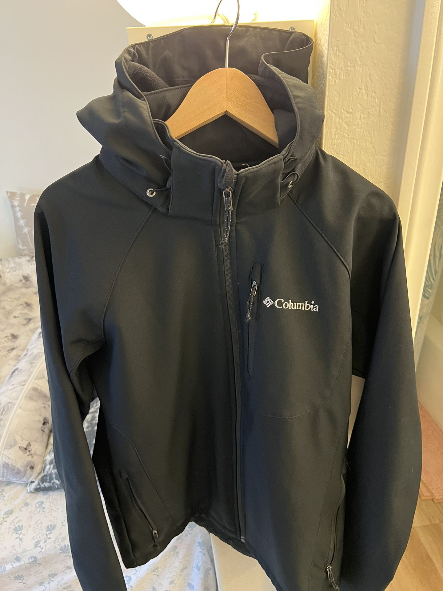 Columbia Black Jacket Size M