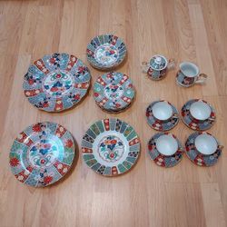 Vintage Arita Imari Fan fine china table setting for 4 
