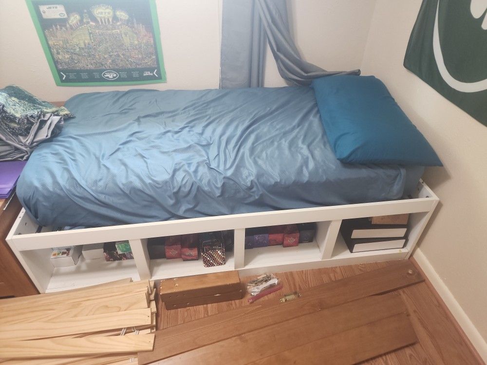 Twin Size Bed And Frame