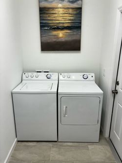 GE washer, and dryer w/hook-ups