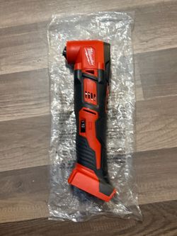 Milwaukee M18 18V Lithium-Ion Cordless Oscillating Multi-Tool (Tool-Only)
