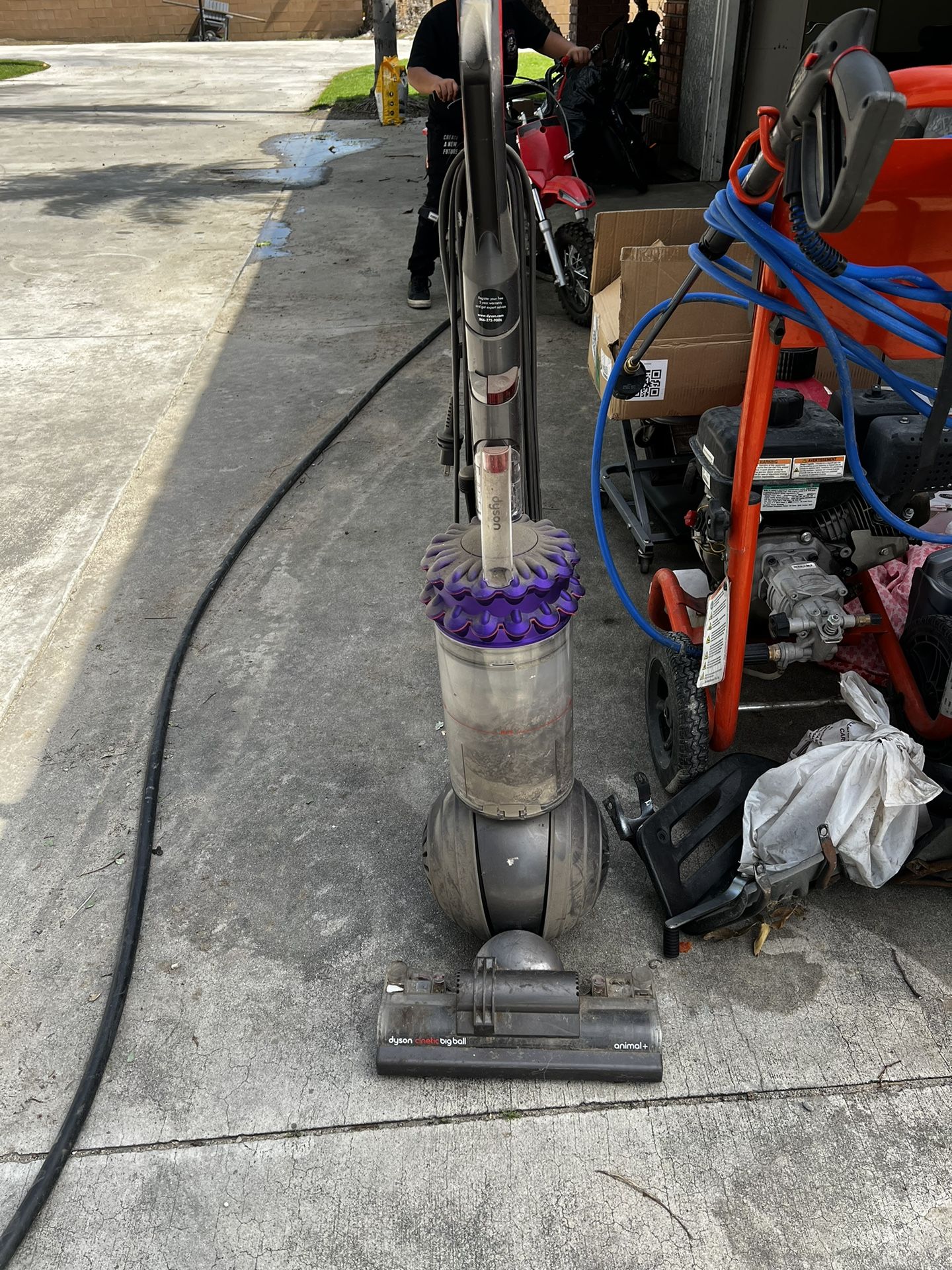 Dyson Vacuum 