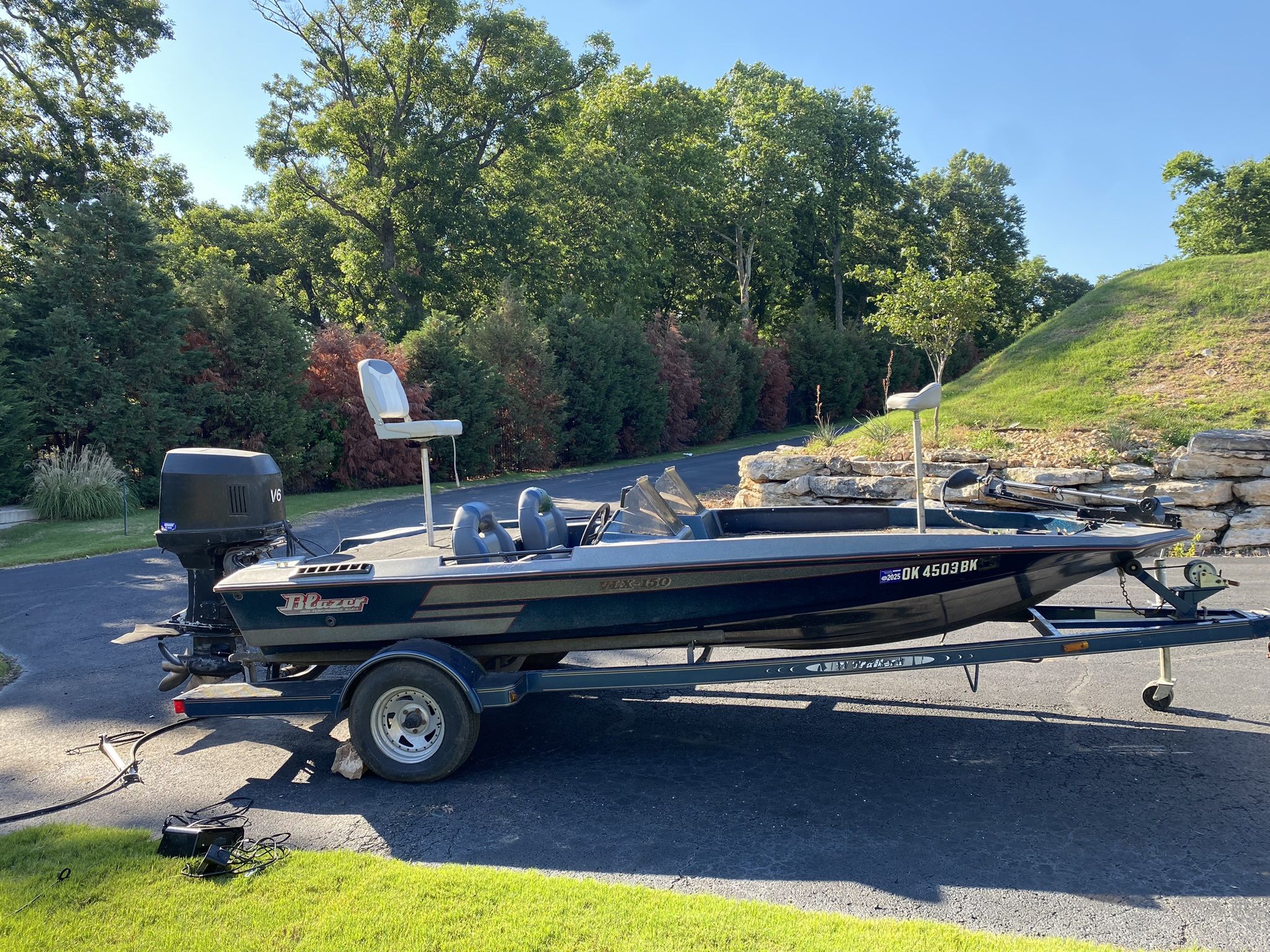 1991 Blazer Bass Boat