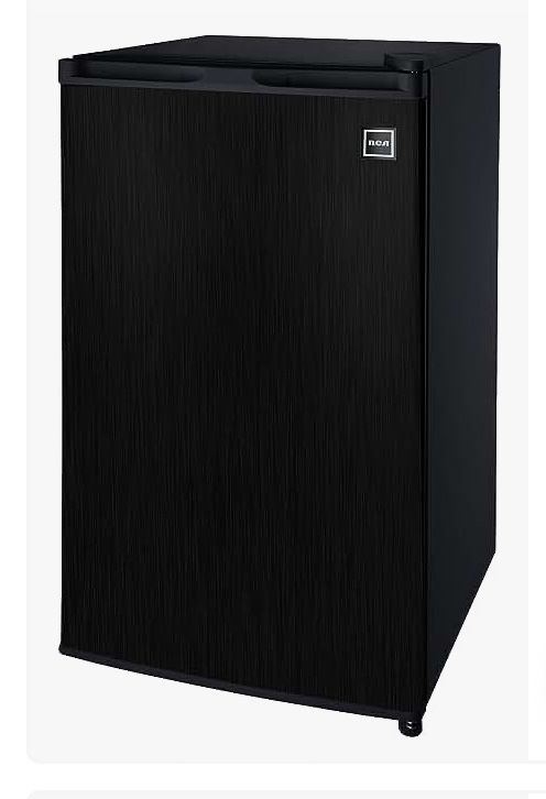 RCA Compact Refrigerator With Freezer