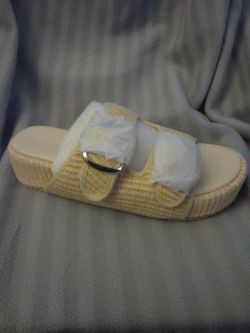Woven Raffia Platform Slide Sandals-size 8. ( 2 Left )