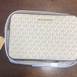 NWT Michael Kors Crossbody Purse