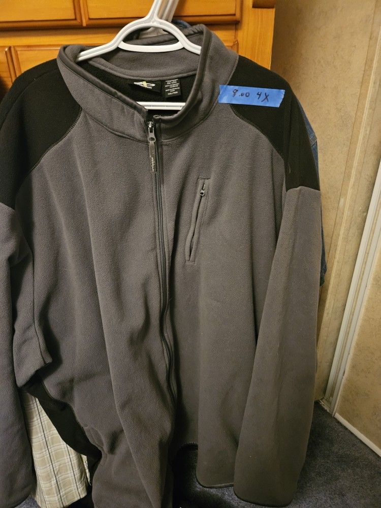 MENS FLEECE JACKET