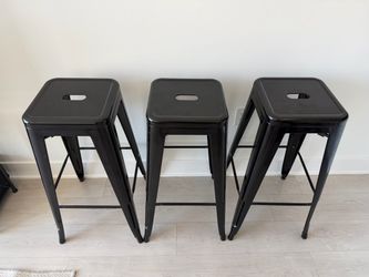 VOLIX 30inches Black Stackable Metal Bar Stool Backless Indoor-Outdoor Counter Stools Set of 4