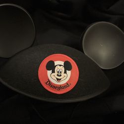Disneyland Classic Black Mickey Ear Hat with Red Patch