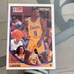 Lakers Basketball  Tops Gold 