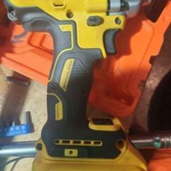 DeWalt 1/2 Impact Brushless Drill