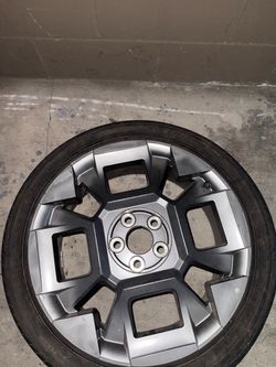 2025 Kia Wheel & Tire - Excellent Condition - Like New $250