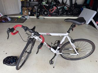 Genesis Saber 700c Road Bike, 21-Speed Shimano, Aluminum Frame