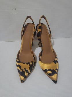 Cult of Coquette Farah Vegan Satin Tiger Print Slingbacks Size 7.5 - Excellent .