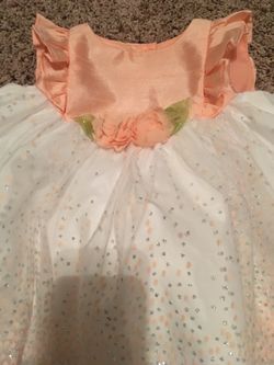Like new 0-3 mo dress. Easter, wedding..
