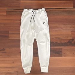 Nike Sportswear Tech Fleece Joggers White Black 