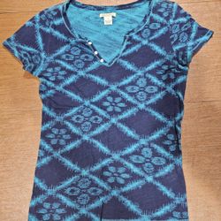 Lucky Brand Blue & Turquoise Batik Tie Dye Short Slv Knit Top Shirt S
