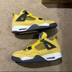 Air Jordan 4 ‘Lightning