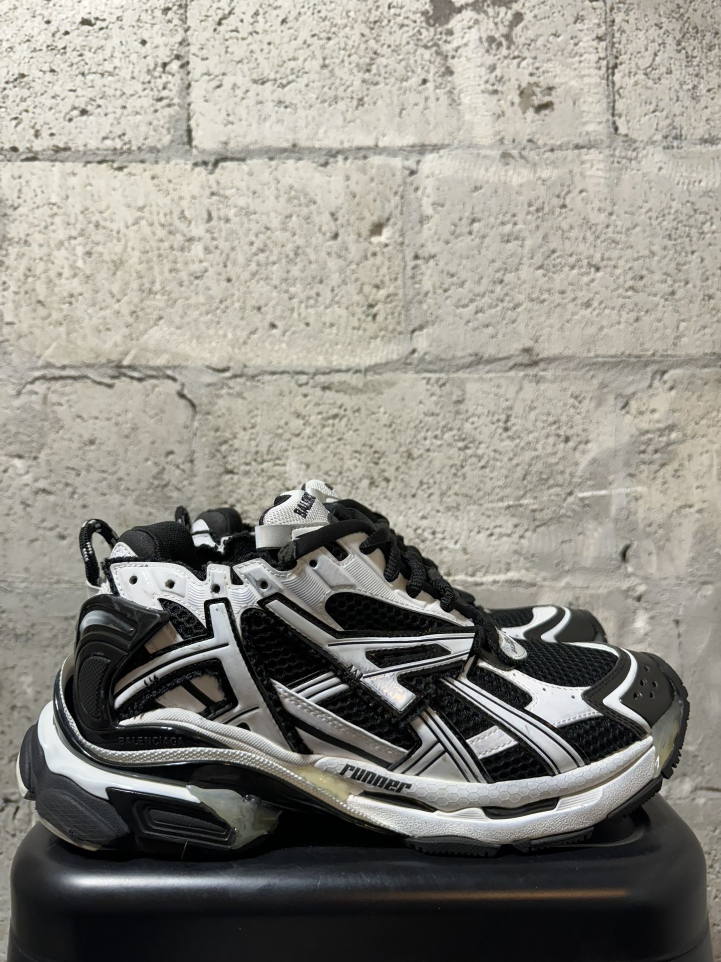 BALENCIAGA RUNNER SNEAKER BLACK WHITE for Sale in Miami FL OfferUp
