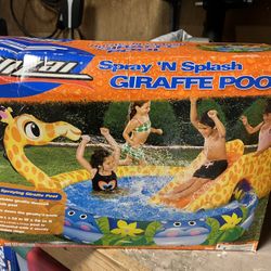 Never Opened Spray And Splash Giraffe Pool
