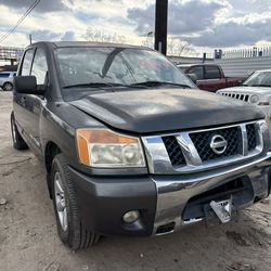 2010 Nissan Titan 5.6L For Parts