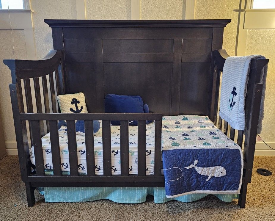 Wendy Bellissimo Conplete nursery bedding set - Whale / Nautical