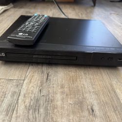 LG DVD Player with Remote