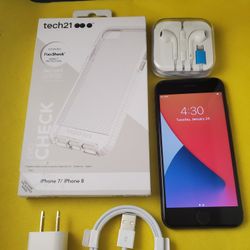 Iphone 8, Unlocked For Any Company, Excellent Condition. 