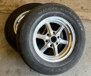 pair of 6 lug wheels + 2 extra tires
