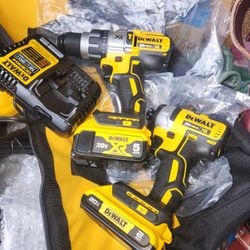 Firm Price🛑 Dewalt 20v Xr 3-speed Combo Kit 4.0 & 2.0 Batteries. New. Precio Firme 🛑 