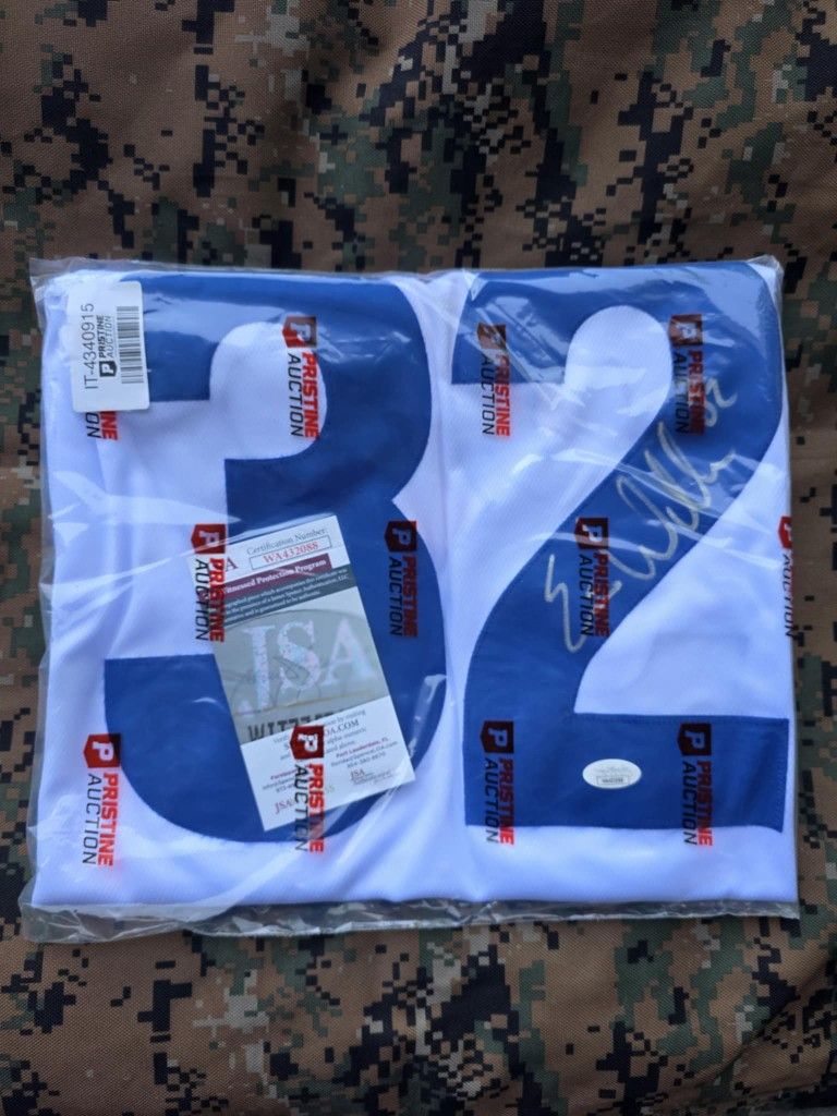 LA RAMS Autograph Jersey