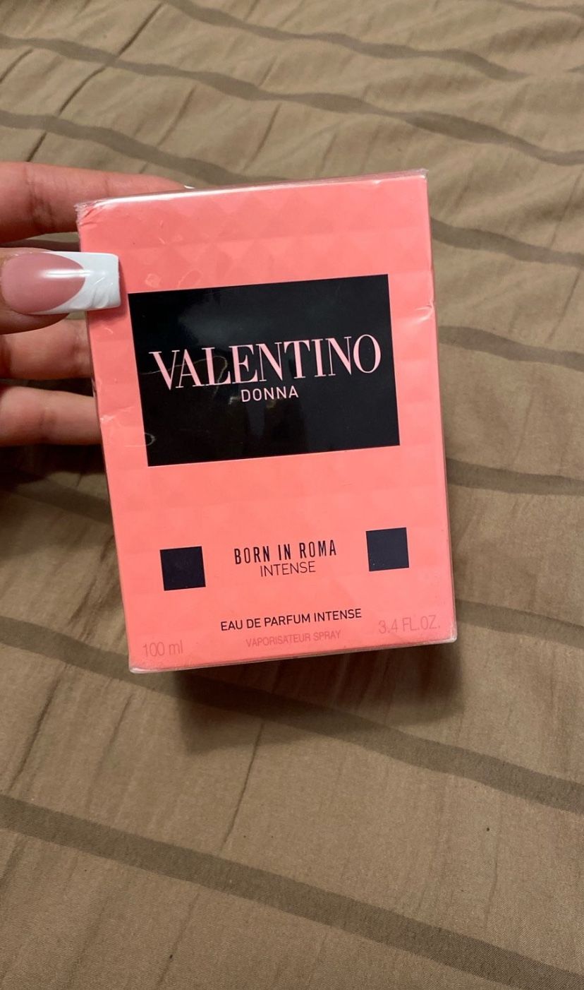 Valentino Cologne 